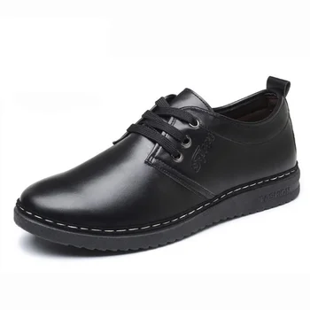 A primavera e o Verão Lace-up Ocasionais de Mens Sapatos de Couro Marrom Inglaterra Homens do Estilo Flat Shoes Preto Casual, Formal Sapatos