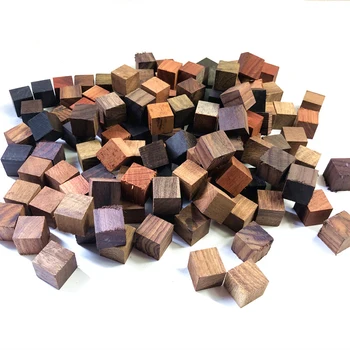 100 pcs/50pcs Pequenas peças de Jacarandá, Sândalo 2*2*2 cm bloco de bloco de Pixel Decorativos DIY cubo Mágico bloco de madeira Preta